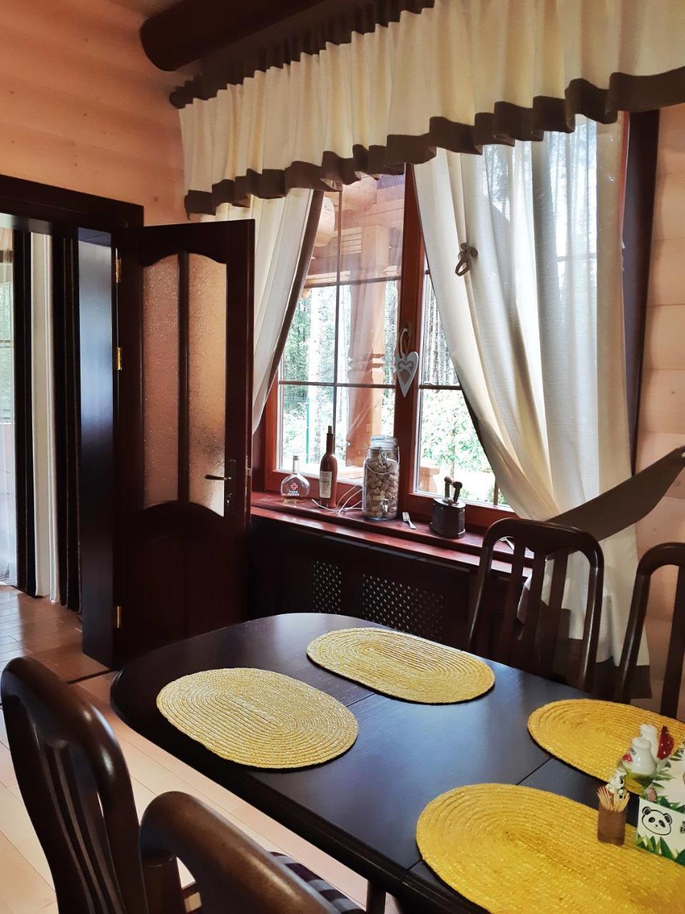 Knyazhyi Dvir Appartement Strigalnya Buitenkant foto