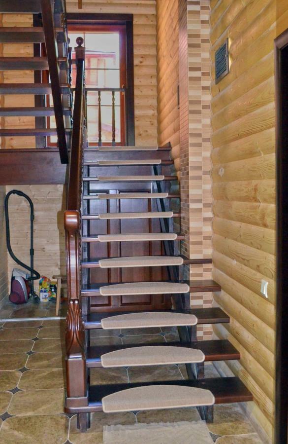 Knyazhyi Dvir Appartement Strigalnya Buitenkant foto